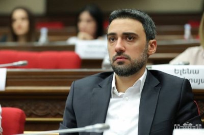 Այս ամենն ակնհայտ ապօրինի է, հակասահմանադրական է և պարզապես ամոթալի է. Արամ Վարդևանյան