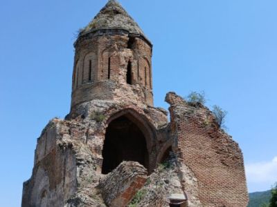 Վերականգնվում են Կիրանցի Սբ Երրորդություն եկեղեցին և Սրվեղի վանական համալիրը