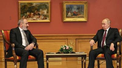 Newspaper: Why is Armenia PM leaving for Russia?