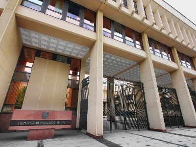 Լիտվայում ուզում են արգելել քաղաքականությամբ զբաղվել նաև թշնամական պետության քաղաքացիություն ունեցող անձանց