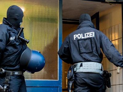 Three people arrested in Germany on suspicion of planning attack on parliament