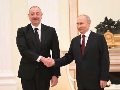 Ալիևյան քարոզչությունը սպառնացել է Ռուսաստանին սկսել զենքի մատակարարումներն Ուկրաինա