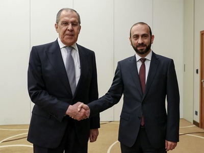 Главы МИД Армении и России провели переговоры