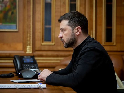 FT: США воспользовались ослаблением положения Зеленского на Украине