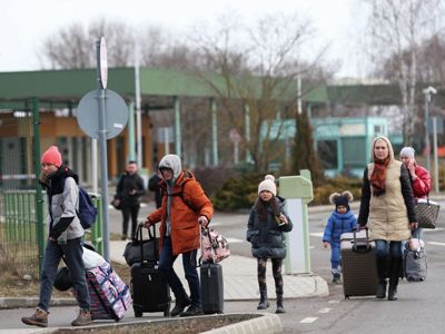 Wall Street Journal: About 120,000 Ukrainian refugees could be deported from US if they lose their legal status