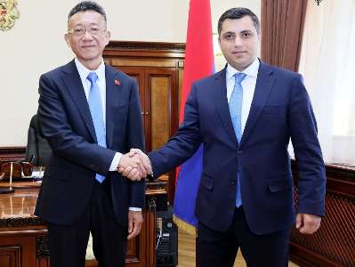 Հայաստանում Չինաստանի արտակարգ և լիազոր դեսպան Ն.Գ. Լի Սինվեյնը հյուրընկալվել է ՀՀ հակակոռուպցիոն կոմիտեում