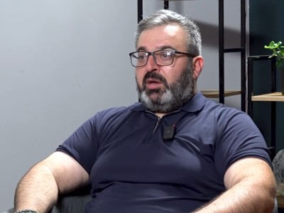 Депутат: Сотням грузовиков с сельхозпродукцией, сливами, персиками и виноградом запрещают въезд в РФ