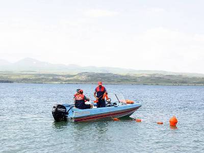 Սևանա լճում մոտորանավակ է շրջվել. ջրափրկարարները քաղաքացիների են ափ դուրս բերել