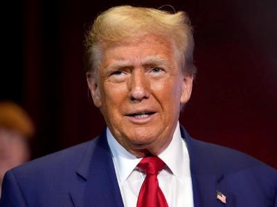 Trump compares political situation in South Korea to “purges or revolution”
