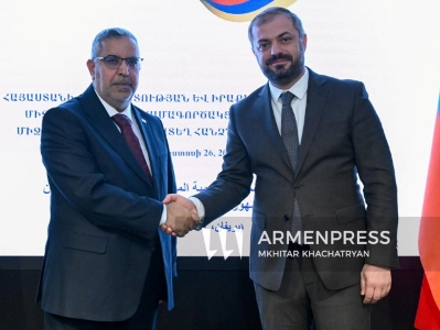 Economy minister: Armenia interested in prospect of participating in Iraq reconstruction process