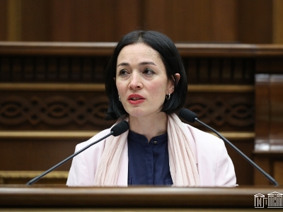 «Ո՞վ էր պատասխան տալու, եթե մույթերից որեւէ սալ պոկվեր». ԿԳՄՍ նախարարը՝ Ցեղասպանության հուշահամալիրի մասին