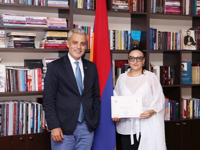 Դաշնակահար Անահիտ Դիլբարյանը պարգևատրվել է ԿԳՄՍՆ պատվոգրով