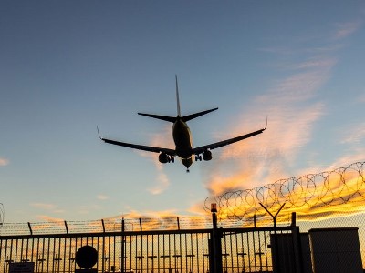 Латвия закрыла воздушное пространство над границей с Россией и Белоруссией