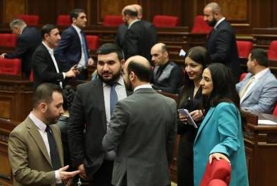 «Հրապարակ». ՔՊ–ում սկսել են պաշտոնների բաժանումը