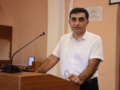 ԳԱԱ Հնագիտության և ազգագրության ինստիտուտի տնօրենի պաշտոնում վերընտրվեց Արսեն Բոբոխյանը