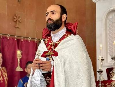Տեր Արամ, արթնացի՛ր, դու չես խաչվողը, խաչվողները հիմա բանտում են. Տեր Հակոբոս