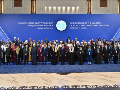 Արամ Ա կաթողիկոսը մասնակցել է Աստանայում գումարված միջկրոնական միջազգային գագաթնաժողովին
