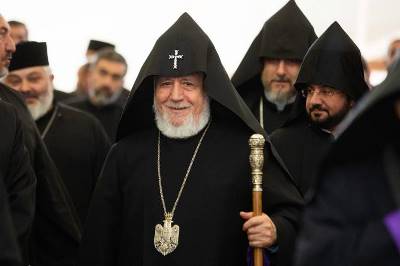 «Հրապարակ». Փնտրվում են դավաճաններ. Փաշինյանը փոխել է պայքարի մարտավարությունը