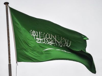 Pakistan, Saudi Arabia sign mutual defense pact