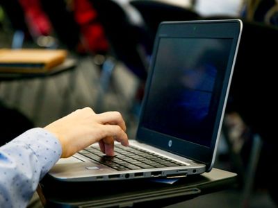В Госдуме предложили отключать интернет в выходные ради здоровья россиян