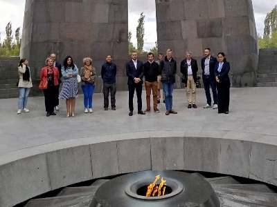 ՀՀ-ում Ֆրանսիայի դեսպանատան պաշտպանության առաքելությունն այցելեց Հայոց ցեղասպանության հուշահամալիր