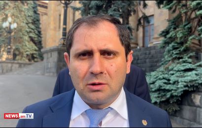 Ինչո՞ւ սեպտեմբերի 21–ին «Եռաբլուր» չէինք գնացել, իշխանությունից ոչ ոք չկար. Պապիկյանը հարցին հարցով պատասխանեց