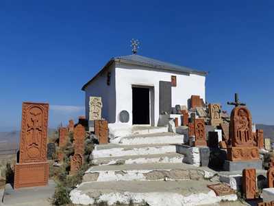 Փրկարարները վնասվածք ստացած քաղաքացուն պատգարակով իջեցրել են սարալանջից