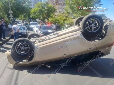 Նոր Նորքում «Toyota»-ն բախվել է կայանված «BMW»-ին և գլխիվայր շրջվել. կա վիրավոր