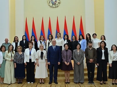 Վահագն Խաչատուրյանը հյուրընկալել է «Տարվա լավագույնները» մրցույթի 12 անվանակարգերում հաղթող ճանաչված ուսուցիչներին