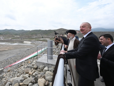 Սահմանային ամբարտակի բացմանը պետք է ներկա լինեին նախարարները, բայց Ալիևը պնդել է, որ Ռաիսին ժամանի․ իրանցի պատգամավոր
