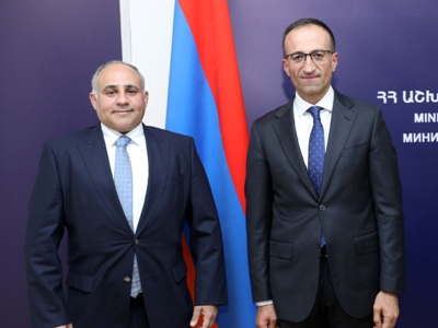 Արսեն Թորոսյանը ՀՀ-ում Քուվեյթի դեսպանի հետ քննարկել է համատեղ իրականացված ծրագրերի ընթացքը