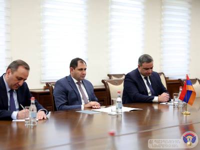 Minister, ambassador discuss Armenia-UK defense cooperation