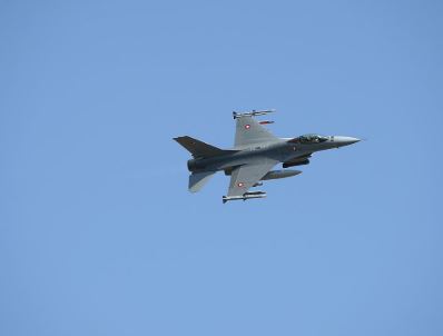 El Mundo: NATO seeks to unify plans in case of member countries’ airspace violations