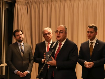 Министр науки и высшего образования Польши наградил Владимира Варданяна медалью
