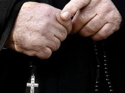 5 clergymen taken to Yerevan Investigative Department