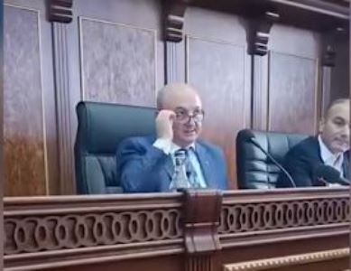 եթե ես լինեմ վարչապետը, ես հարց կբարձրացնեմ, կասեմ՝ Նախիջեւանի հարցը ինչ եղավ, Վլադիմիր Վլադիմիրովիչ. Վարդան Ղուկասյան