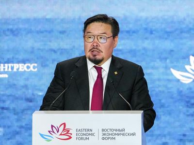 Премьер-министр Монголии Занданшатар ушел в отставку