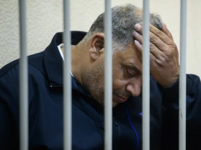 В Екатеринбурге членам азербайджанского клана продлили срок ареста