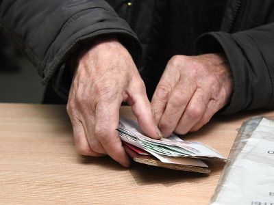 Какой размер пенсии получают бывшие президенты и депутаты парламента Армении?