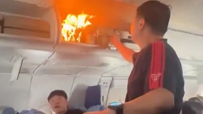 На борту самолёта Air China во время полёта загорелся аккумулятор в ручной клади пассажира