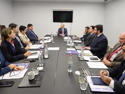 Արմեն Գրիգորյանը հանդիպել է Հայաստան-Ադրբեջան քաղհասարակության ներկայացուցիչների երկխոսության մասնակիցների հետ
