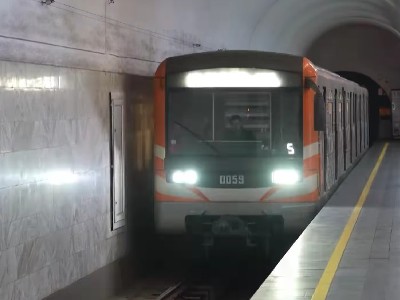 Tension at Yerevan metro stations this morning; train service temporarily halted