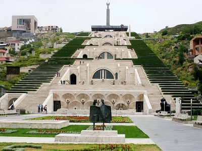 Yerevan Mayor Announces Completion Timeline for “Cascade” Complex Construction