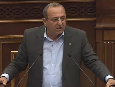 Հայաստանի իշխանությունները Ղարաբաղը փոխանակեցին մի քանի բեռնատար ցորենի հետ․ ընդդիմադիր