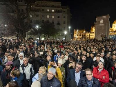 Massive Pro- and Anti-Orbán Demonstrations in Budapest
