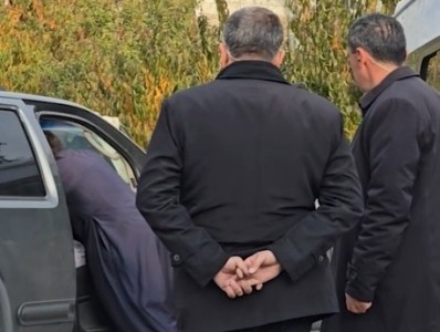 Ստեփան Ասատրյանին պարզվում է՝ անվտանգության աշխատակիցներ են տրամադրվել (video)