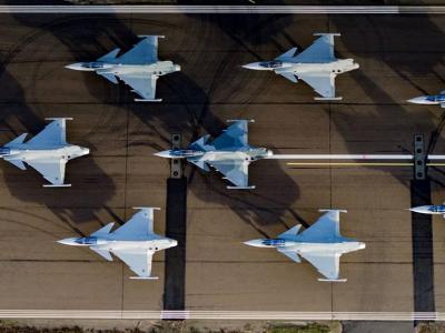 Шведская Saab откроет завод в Украине в рамках сделки по продаже Киеву до 150 истребителей Gripen