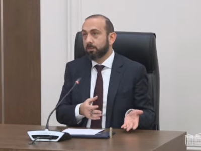 Սա ակնհայտորեն հակասում է ԵԱՏՄ կարգավորումներին. ԱԳ նախարարը՝ ՌԴ-ում 90 օրից ոչ ավելի մնալու որոշման մասին