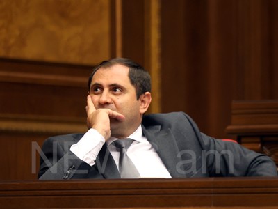Սուրեն Պապիկյանը ԱԺ–ում է. նա փակ հանդիպում է անցկացնում ՔՊ խմբակցության հետ