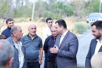 «Հրապարակ». Վաղարշապատում ՔՊ–ն անցել է «մարտեր առանց կանոնների»